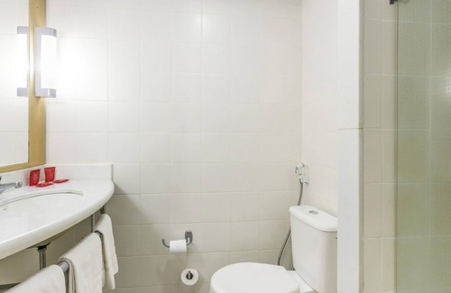 Barretos Hotel | Comfortable Ibis Barretos: Guest Rated 8.4, Pool & Spa