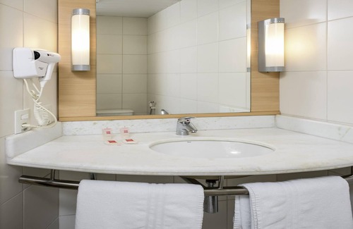 Maracangalha Hotel | Budget-Friendly Ibis Belem Aeroporto with Pool & Spa Access