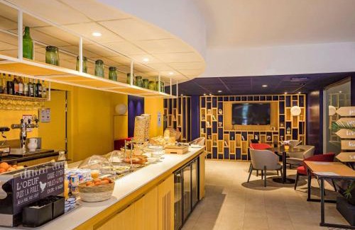 Danjoutin Hotel | Pet-Friendly ibis Belfort Danjoutin with Pool & Ocean View