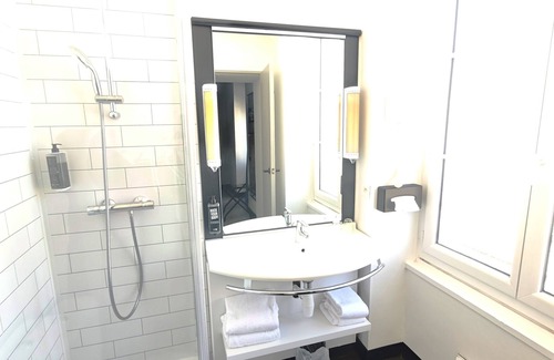 Blois Hotel | Discover ibis Blois Centre Chateau: Rated 8.8, Family-Friendly