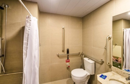 Piedade Hotel | Budget-Friendly ibis budget Recife Jaboatão: Great Amenities