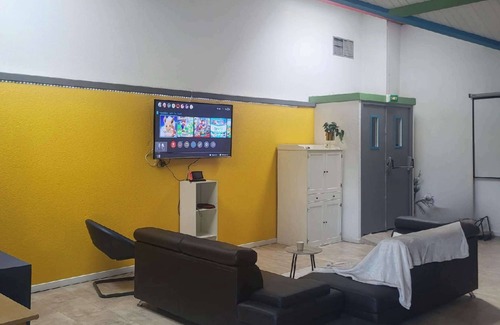 Le Passage Hotel | Budget-Friendly ibis budget Agen with Spa & Family Dining