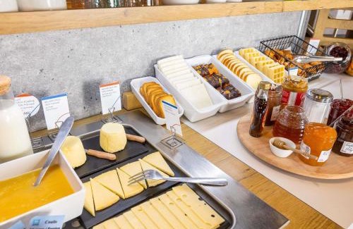 Angouleme Hotel | Budget-Friendly ibis budget Angoulême Centre with Great Amenities
