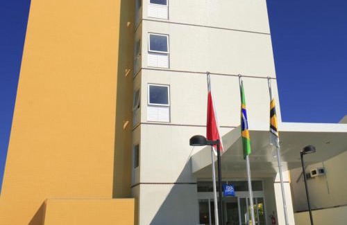 Sao Bras Hotel | Budget-Friendly ibis budget Belem with Pet-Friendly Amenities