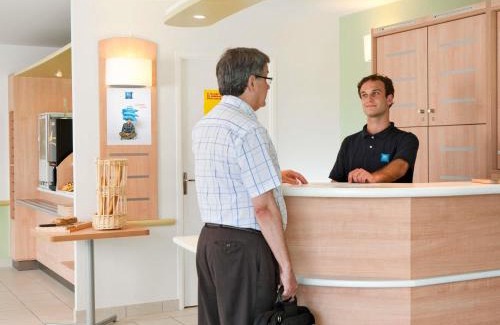 Ecole-Valentin Hotel | Budget-Friendly Stay at ibis budget Besançon Ecole Valentin