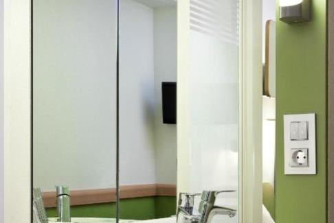 Bradford Hotel | Pet-Friendly ibis budget Bradford with Breakfast Included