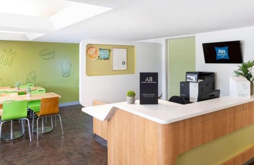 Campbelltown Hotel | Budget-Friendly ibis Budget - Campbelltown for Families