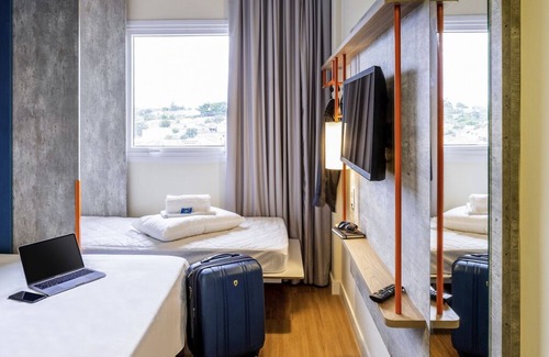 Capao Bonito Hotel | Budget-Friendly Ibis Budget Capao Bonito: Spa & Dining Awaits