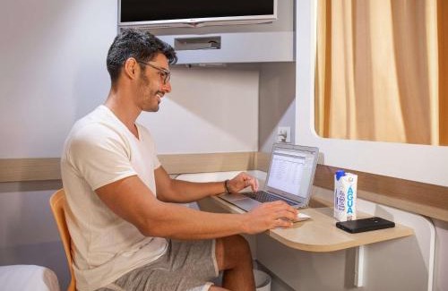 Jundiai Hotel | Budget-Friendly ibis Budget Jundiai Shopping with Pool & Dining