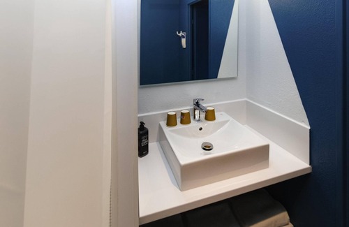 La Teste-de-Buch Hotel | Budget-Friendly Stay at ibis Budget La Teste Bassin d'Arcachon