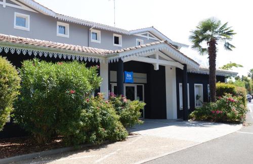 La Teste-de-Buch Hotel | Budget-Friendly ibis Budget La Teste Bassin d'Arcachon Stay