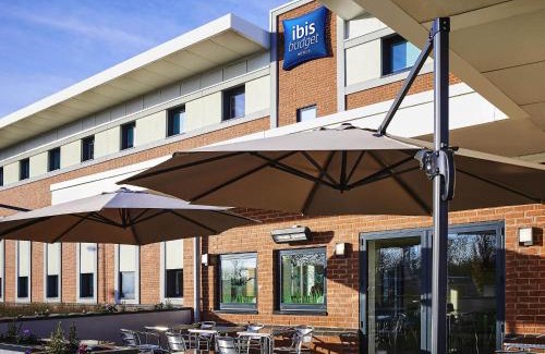 Birstall Hotel | Pet-Friendly ibis budget Leicester with Family Amenities