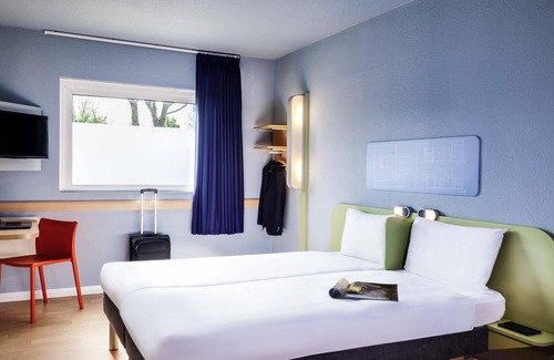 Gascoigne Hotel | Budget-Friendly ibis budget London Barking with Great Amenities