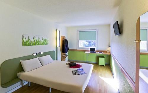 Alcala de Henares Hotel | Budget-Friendly Ibis Budget Madrid Alcalá de Henares