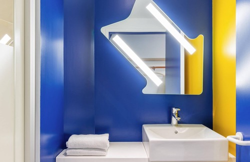 Noisy-le-Grand Hotel | Eco-Friendly Stay at ibis Budget Marne-la-Vallée Noisy-le-Grand