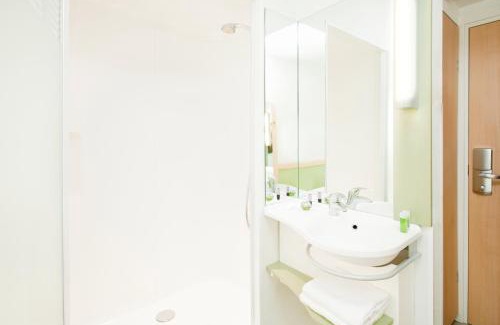 Bry-sur-Marne Hotel | Budget-Friendly ibis budget Marne la Vallée Bry sur Marne