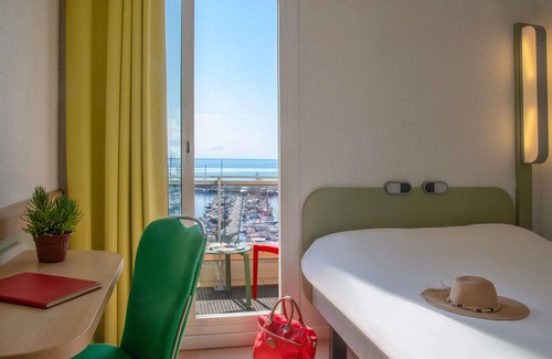 Menton Hotel | Budget-Friendly ibis budget Menton with Spa & Breakfast