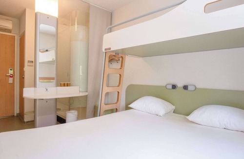 Montauban Hotel | Budget-Friendly ibis budget Montauban Les Chaumes with Spa