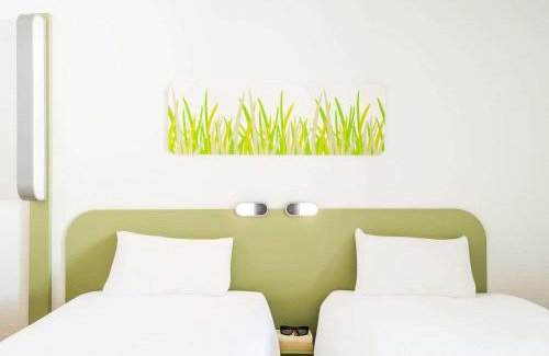 Montauban Hotel | Budget-Friendly ibis budget Montauban Les Chaumes Hotel