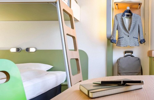 Montbeliard Hotel | Discover Ibis Budget Montbéliard: Pet-Friendly Comfort