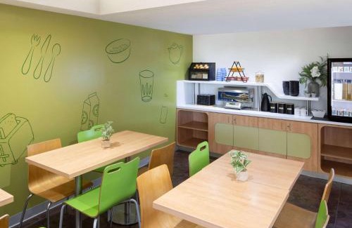Wallsend Hotel | Budget-Friendly Stay at ibis Budget Newcastle for Families