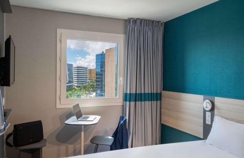 L'Arenas Hotel | Budget-Friendly Stay at ibis budget Nice Aeroport