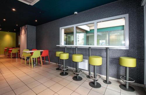 Perigueux Hotel | Budget-Friendly Ibis Périgueux: Pet Friendly & Breakfast Included