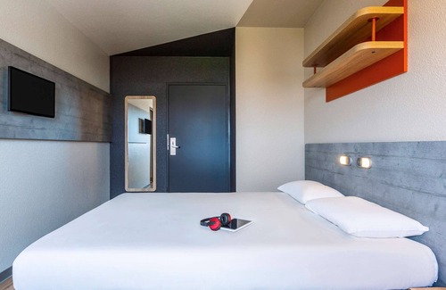 Le Kremlin-Bicetre Hotel | Budget-Friendly ibis budget Paris Porte d'Italie Ouest Hotel
