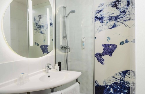 Charenton-le-Pont Hotel | Budget-Friendly ibis budget Paris Porte de Bercy with Spa