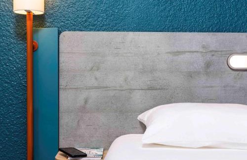 Le Kremlin-Bicetre Hotel | Budget-Friendly ibis budget Paris Porte d'Italie Est Hotel