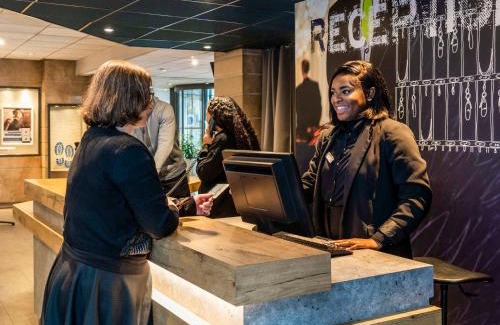 Charenton-le-Pont Hotel | Budget-Friendly ibis budget Paris Porte de Bercy with Pets Welcome