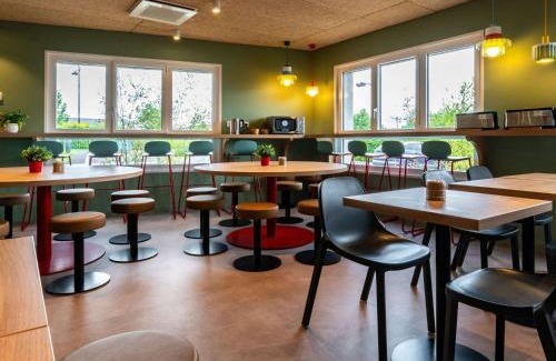 Thillois Hotel | Discover ibis budget Reims Thillois: Pet-Friendly Comfort