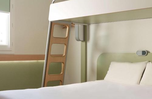 Romorantin-Lanthenay Hotel | Comfortable ibis budget Romorantin: Pet-Friendly Stay