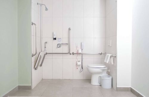 Sorocaba Hotel | Budget-Friendly ibis Budget Sorocaba with Pool & Spa