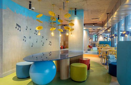 Vera Hotel | Affordable ibis budget Tbilisi Center with Family-Friendly Amenities