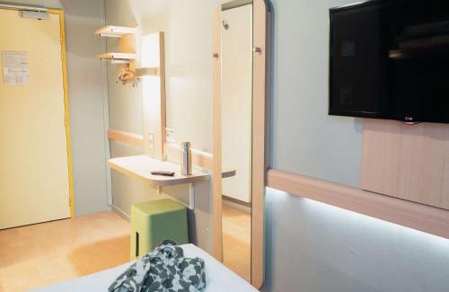 Thonon-les-Bains Hotel | Budget-Friendly ibis budget Thonon Les Bains with Great Amenities