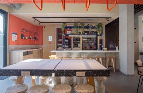 Labege Hotel | Convenient ibis budget Toulouse Labège with Pool & Dining