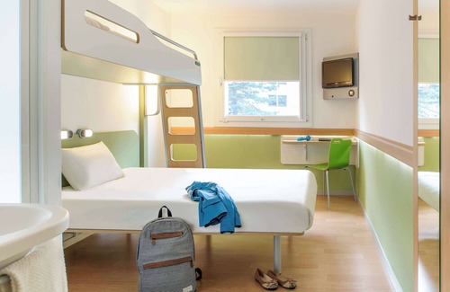 Glattbrugg Hotel | Budget Hotel Near Zurich Airport with Family-Friendly Amenities