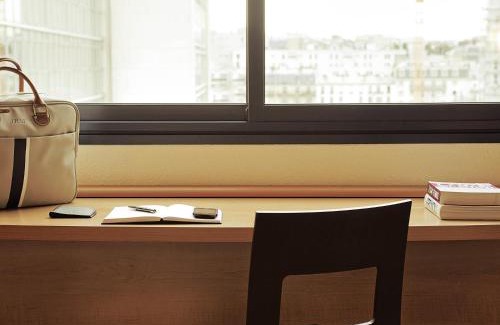 Calais Hotel | Convenient ibis Calais Car Ferry: Pet-Friendly Comfort