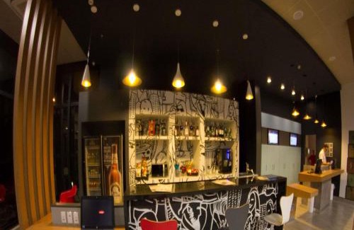 Catalao Hotel | Pet-Friendly ibis Catalao with Eco Amenities & Breakfast