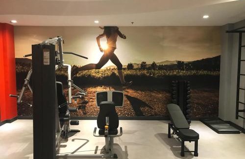 Cinquentenario Hotel | Comfortable ibis Caxias do Sul: Pet Friendly & Family Options