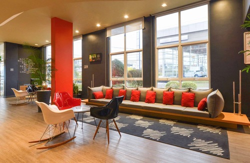 Cinquentenario Hotel | Inviting ibis Caxias do Sul: Pool, Spa & Family-Friendly