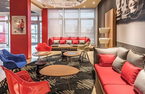 Jardins Hotel | Comfortable Stay at ibis Chapeco with Family-Friendly Amenities