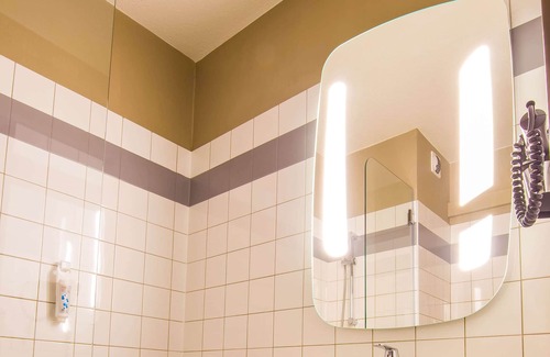 Horbourg-Wihr Hotel | Comfortable Stay at ibis Colmar Est with Spa & Restaurant