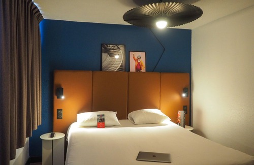 Douai Hotel | Discover ibis Douai Centre: Family-Friendly and Accessible