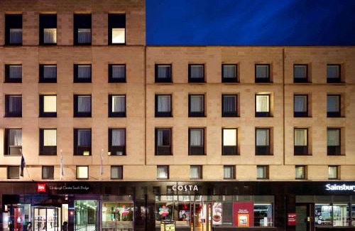 Old Town Hotel | Pet-Friendly Stay at ibis Edinburgh Centre South Bridge