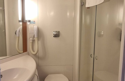 Esch-sur-Alzette Hotel | Comfortable ibis Esch Belval with Breakfast & Accessible Amenities
