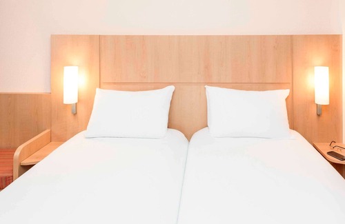 Esch-sur-Alzette Hotel | Comfortable ibis Esch Belval with Breakfast & Accessible Amenities