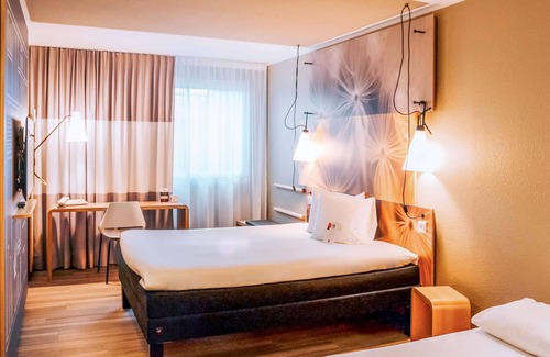 Kelsterbach Hotel | Comfortable Stay at ibis Frankfurt Airport with Great Amenities