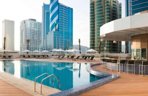 Al-Fujairah Hotel | Discover Ibis Fujairah: Pool, Dining & Family-Friendly Stays